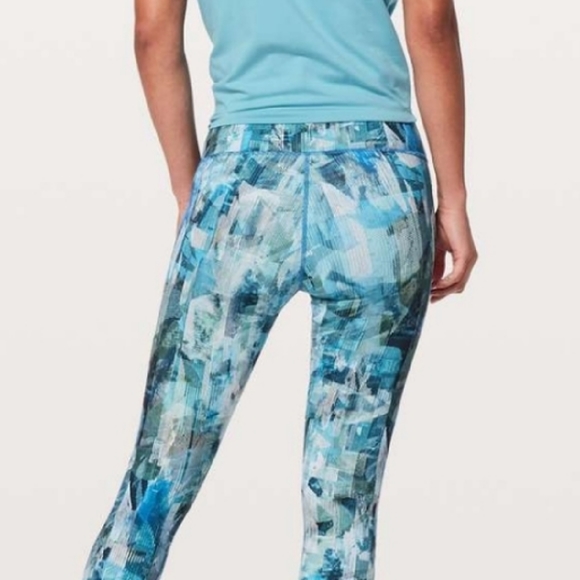 Lululemon leggings sz4 - Picture 2 of 7